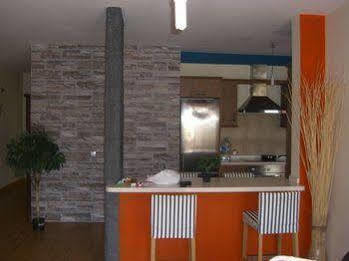 Surfhouse Hostel Famara Caleta De Famara Екстер'єр фото