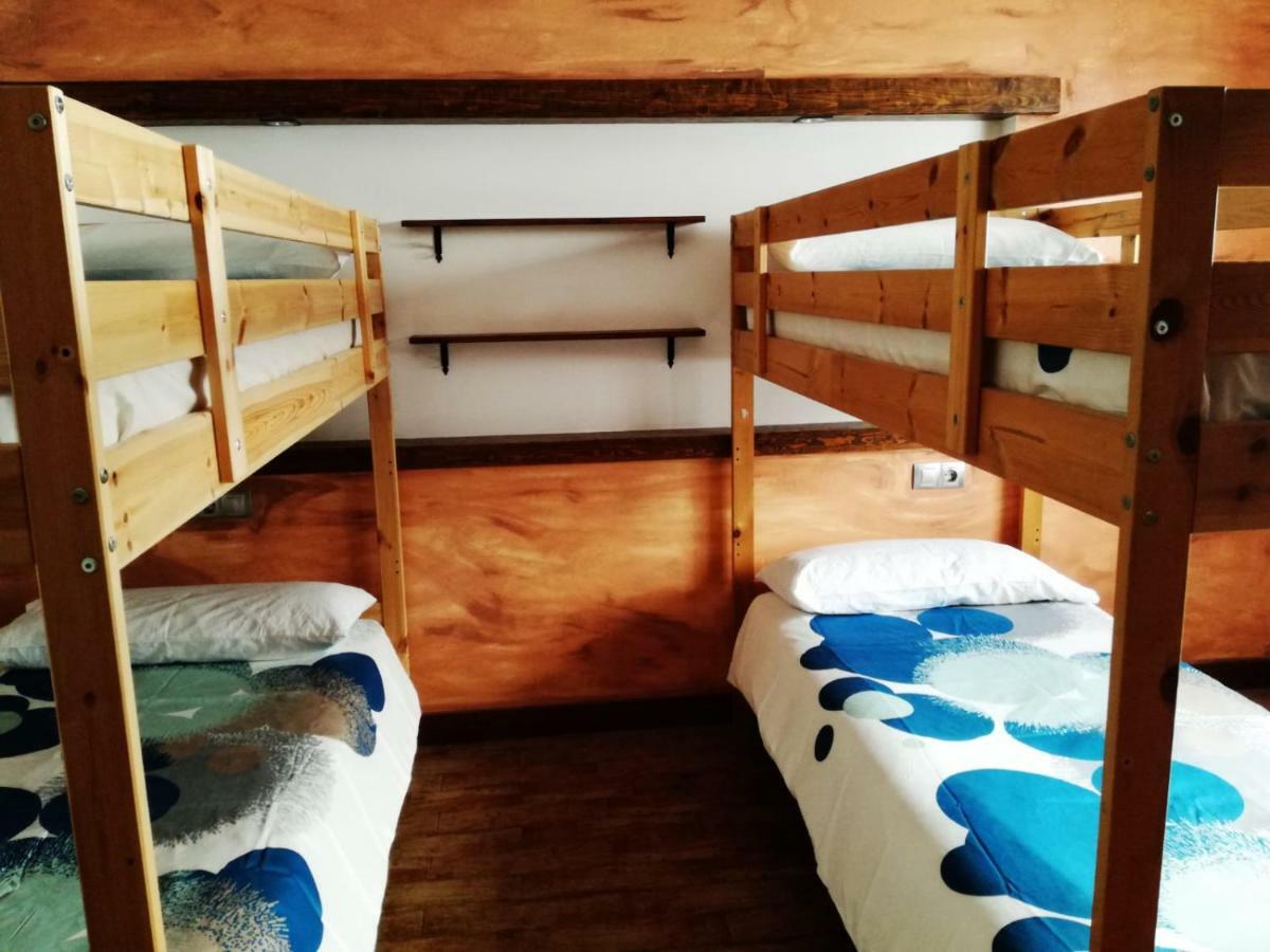 Surfhouse Hostel Famara Caleta De Famara Екстер'єр фото